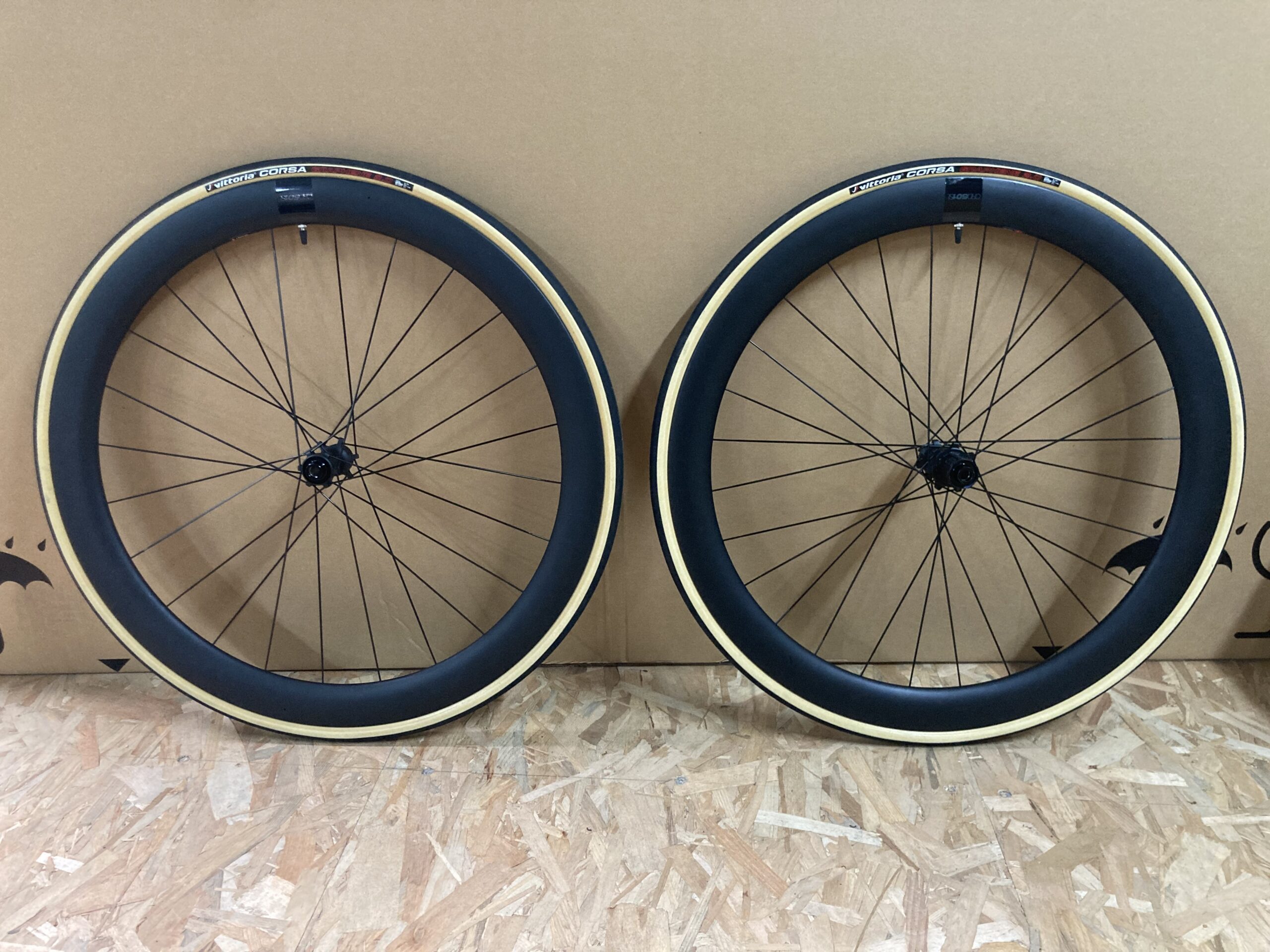 ROUES BMC by DT SWISS CRD-501 SL CARBON TUBELESS READY 50 MM