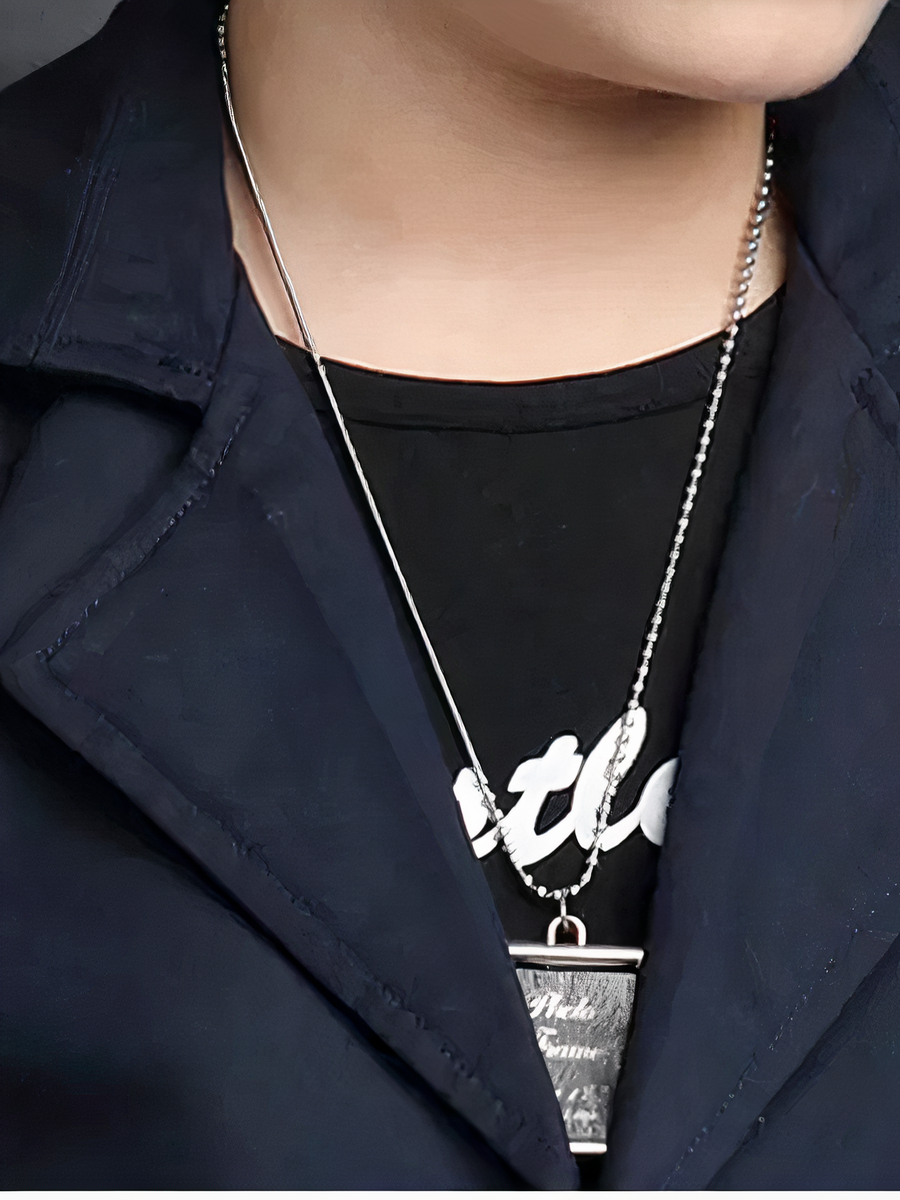 Veste garçon noire et coupe-vent avec boutons et ceinture – Image 3